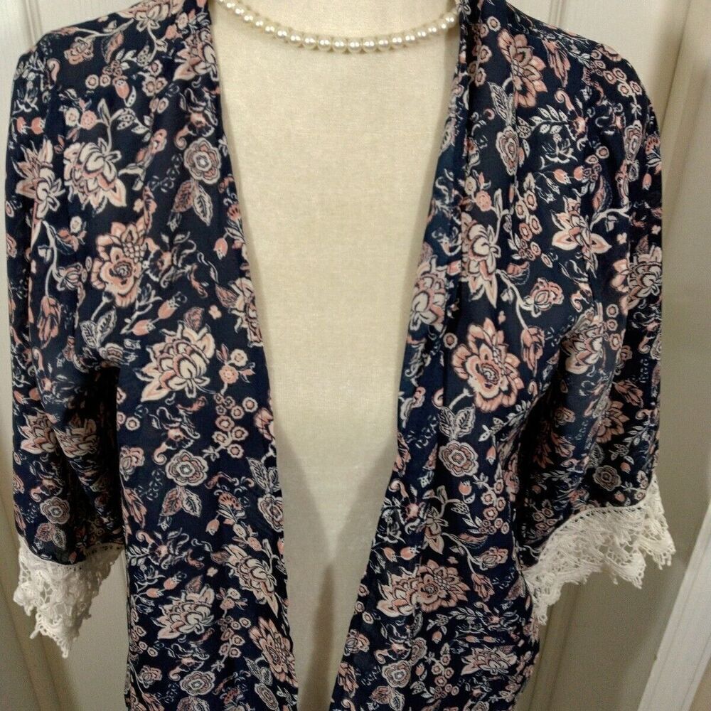Gypsies & Moondust Womens Size Med Kimono Navy Blue Floral 3/4 Lace Sleeve - Picture 4 of 9